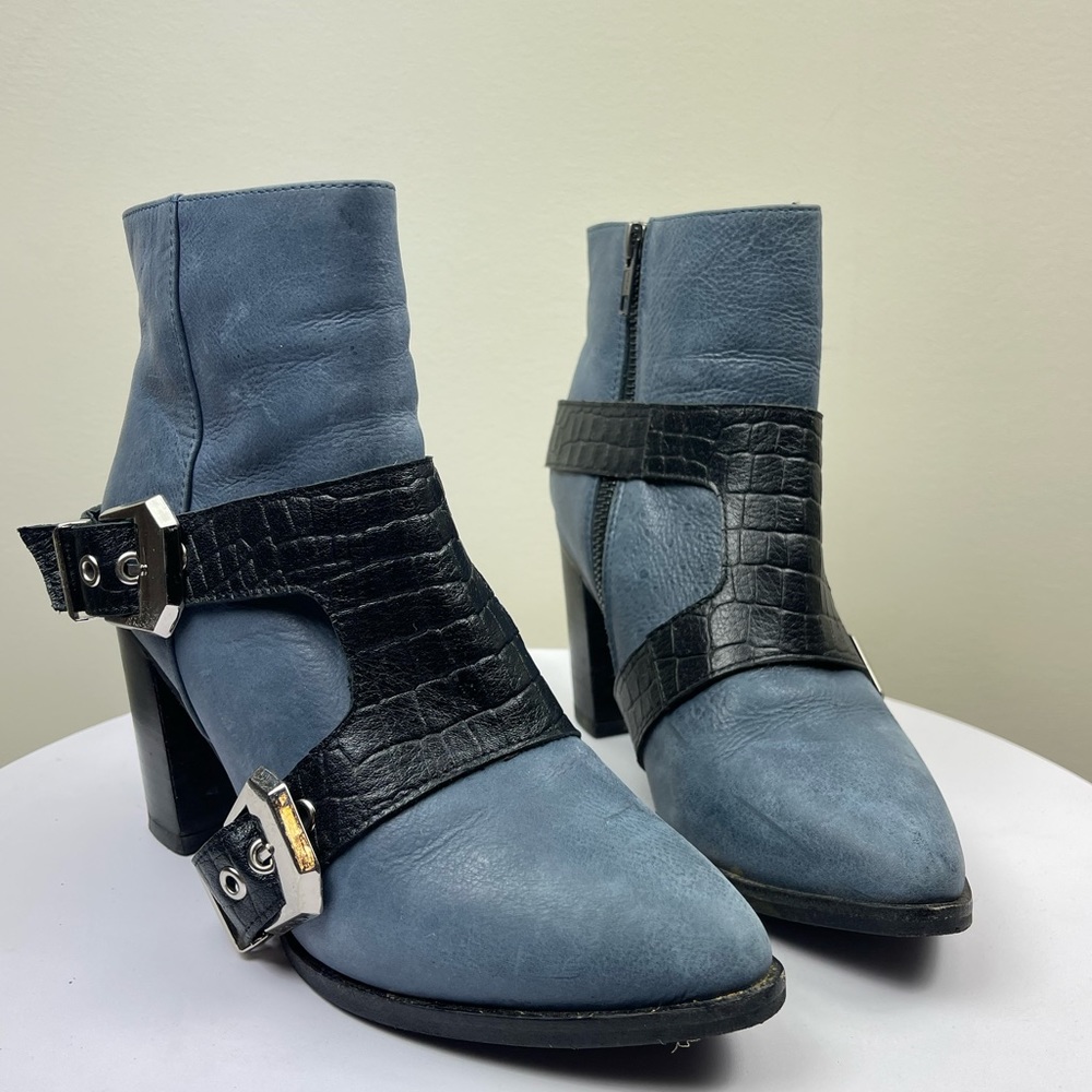 Sol Sana Blue Stirrup Booties